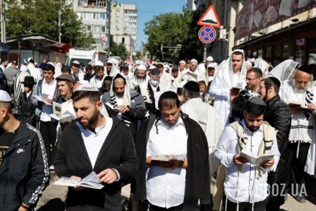 В Израиле зафиксировали массовое заражение COVID-19 среди вернувшихся из Умани паломников