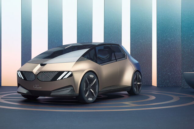 BMW створив автомобіль із вторсировини