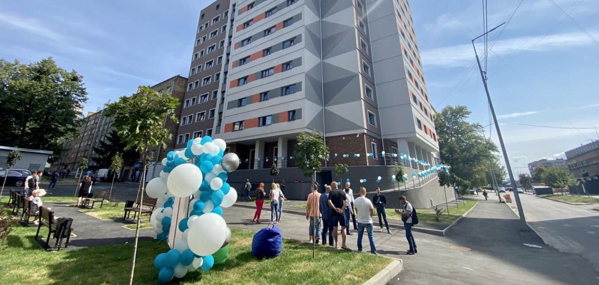 'Євротранс' завершив будівництво студентського гуртожитку в Києві. Фото