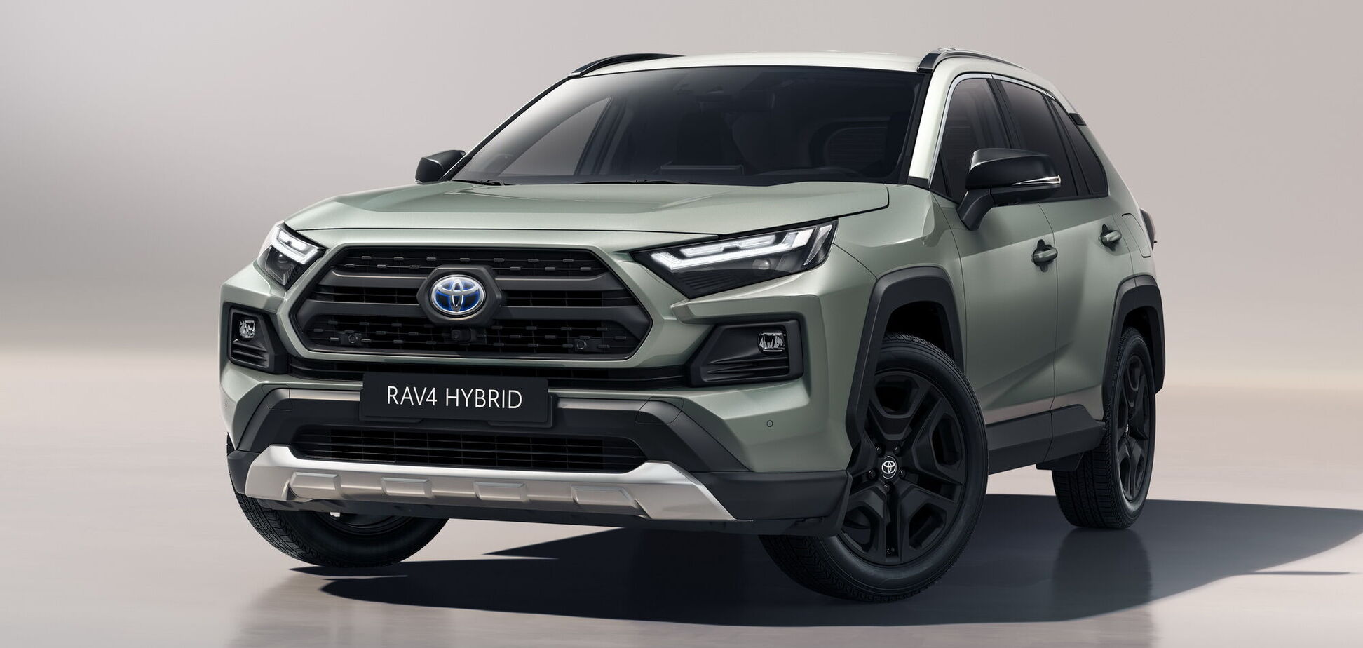 Toyota показала оновлений RAV4