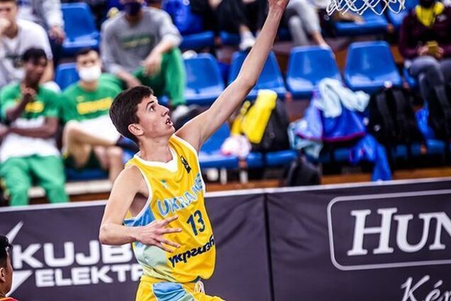 Украинцы уничтожили сборную России и вышли в четвертьфинал ЧЕ U-17 по баскетболу 3х3