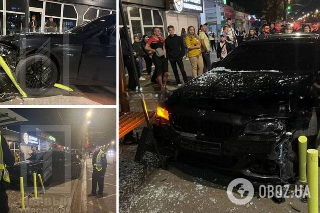 В Кривом Роге авто влетело в остановку: на свидетелей ДТП напали неизвестные. Фото