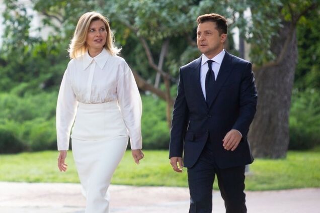 Елена Зеленская пришла на встречу в США в костюме трендового цвета. Фото