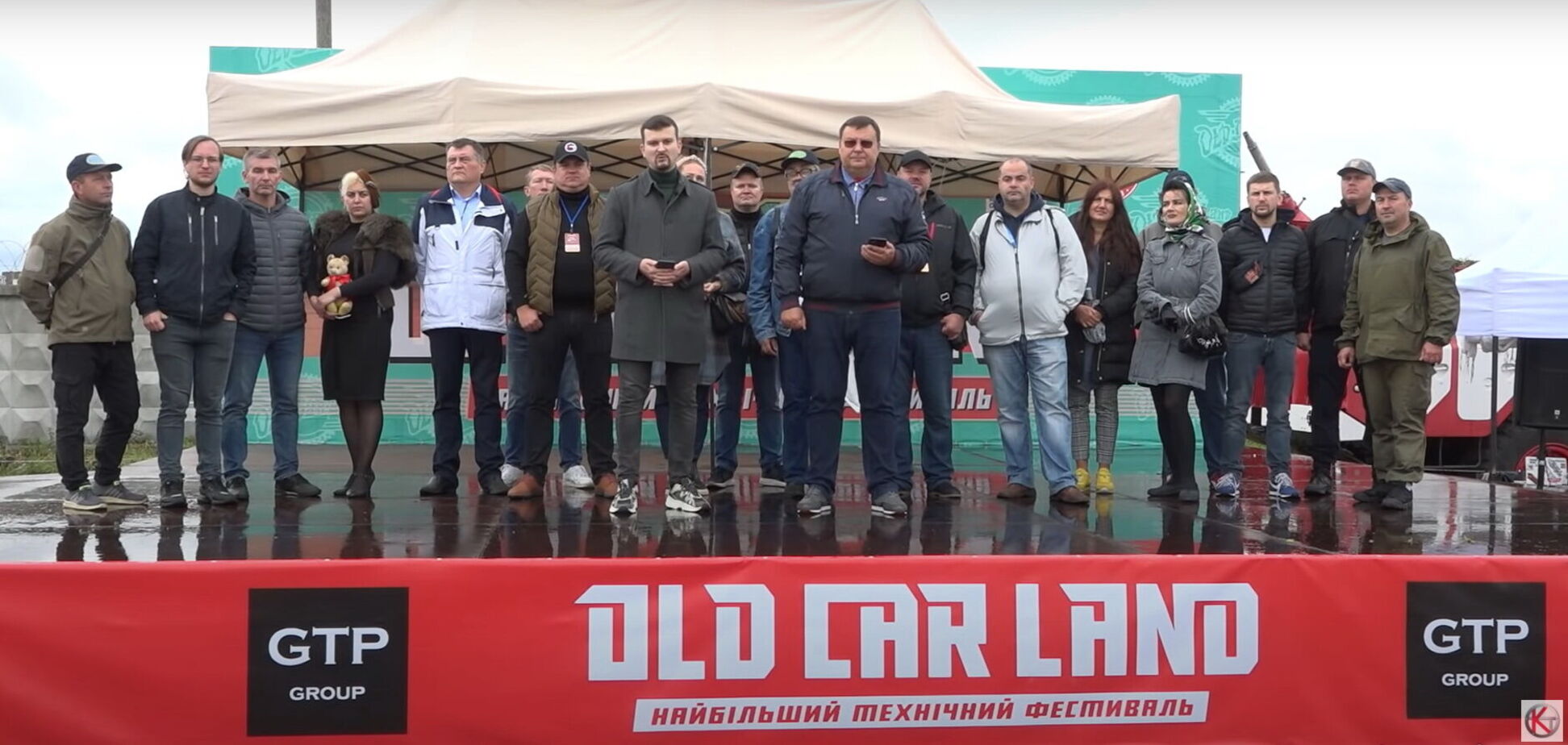 Украинские поклонники ретро техники записали обращение к руководству страны