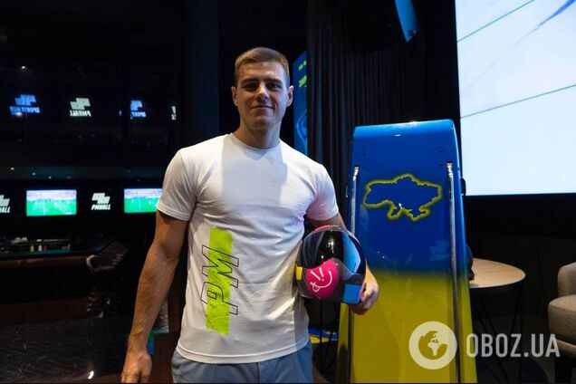 Скелетон та шолом українського атлета прикрасили унікальним дизайном