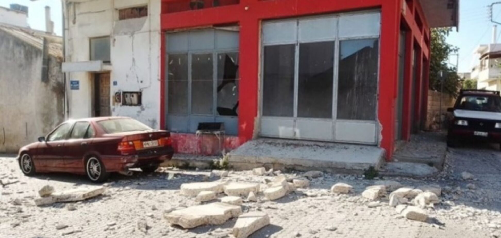 На Криті два землетруси знищили житлові будинки та церкви