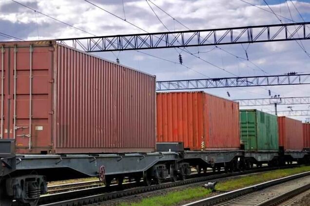 'Укркокс' закликав Кубракова скасувати підвищення тарифів на вантажні перевезення УЗ