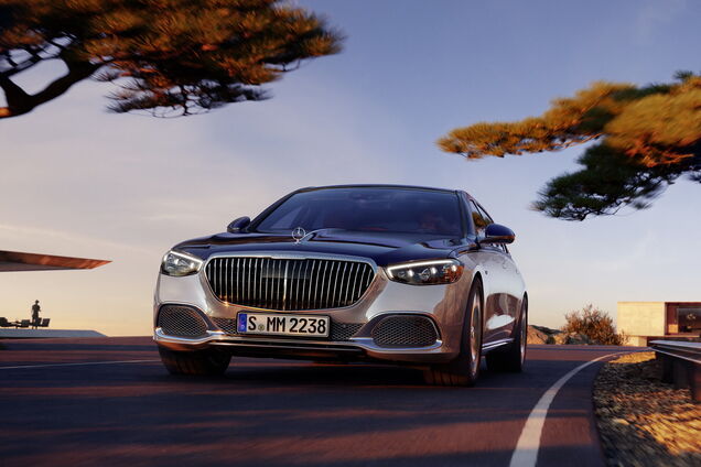 Mercedes-Maybach обзавелся юбилейными версиями Edition 100
