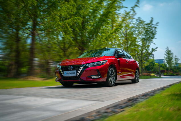 Nissan представила гибридный седан Sylphy e-Power