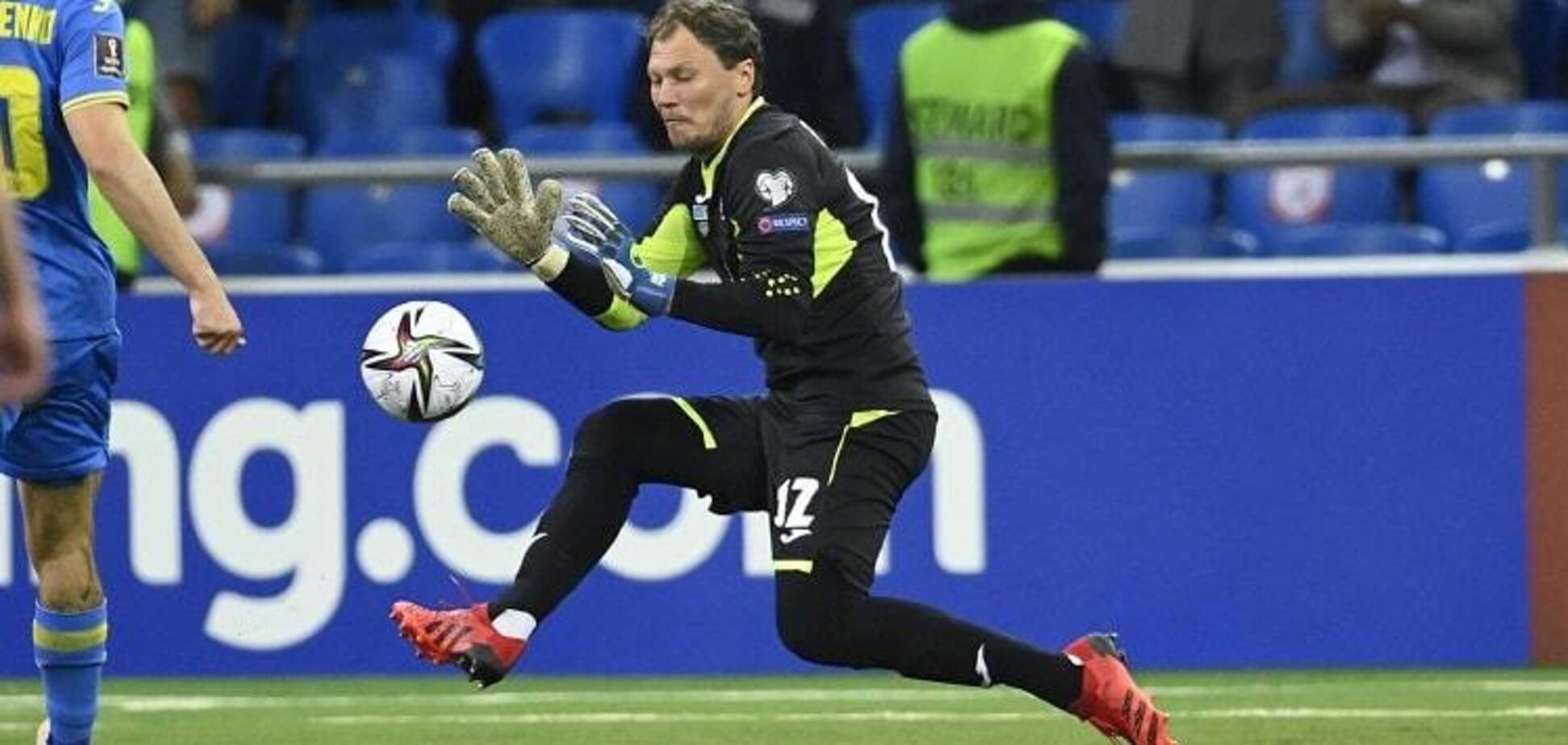 'Люди не розуміють': Пятов пояснив голи від Казахстану та зробив випад на адресу вболівальників