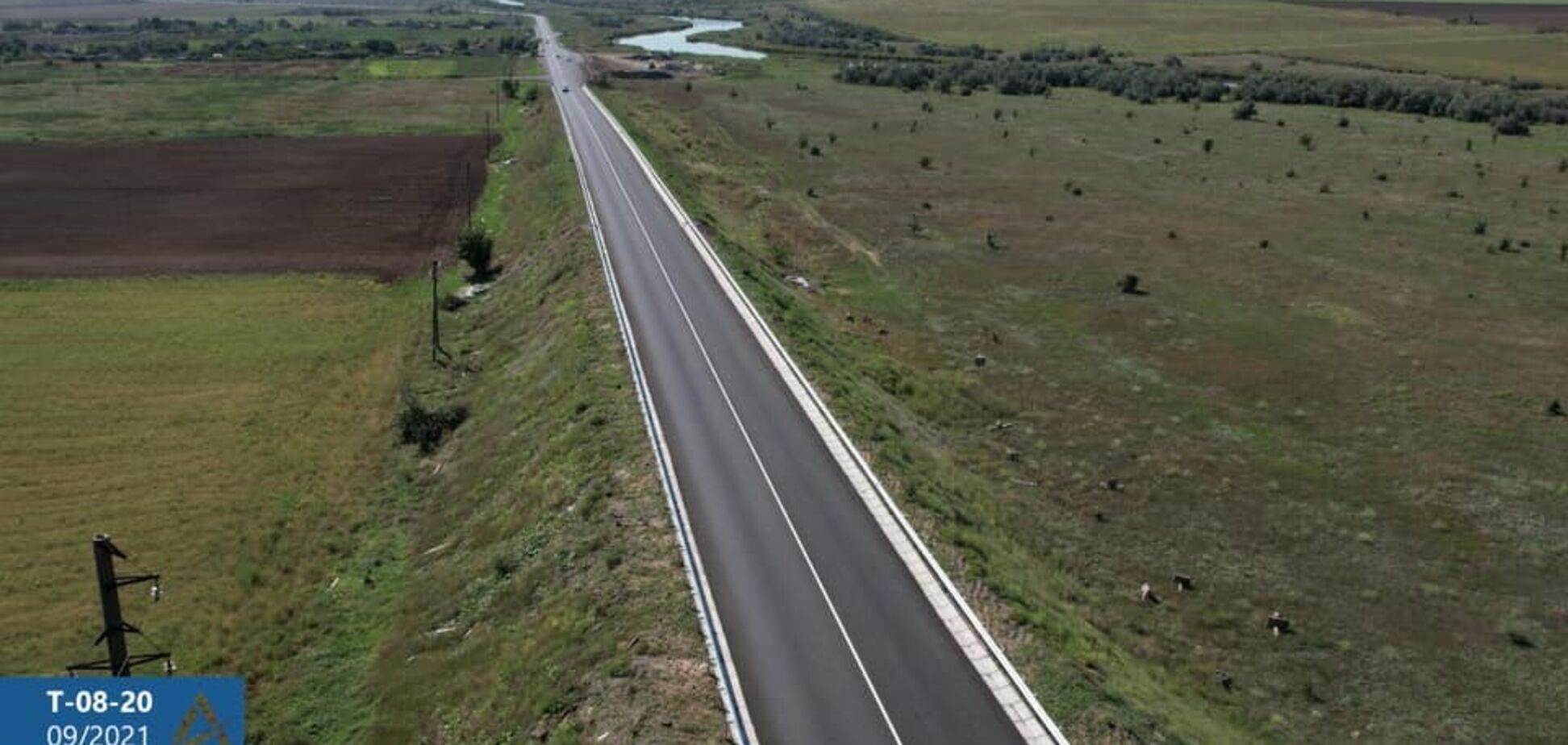 В Запорожской области завершают ремонт дороги, что ведет к курорту Кирилловка на Азовском море