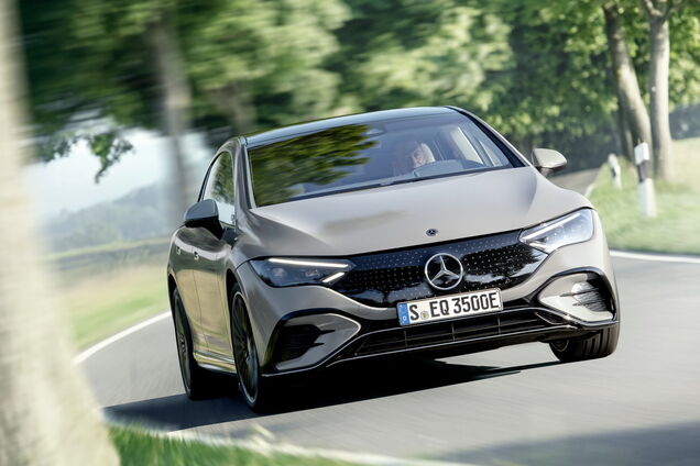 Mercedes-Benz представив електричний седан EQE