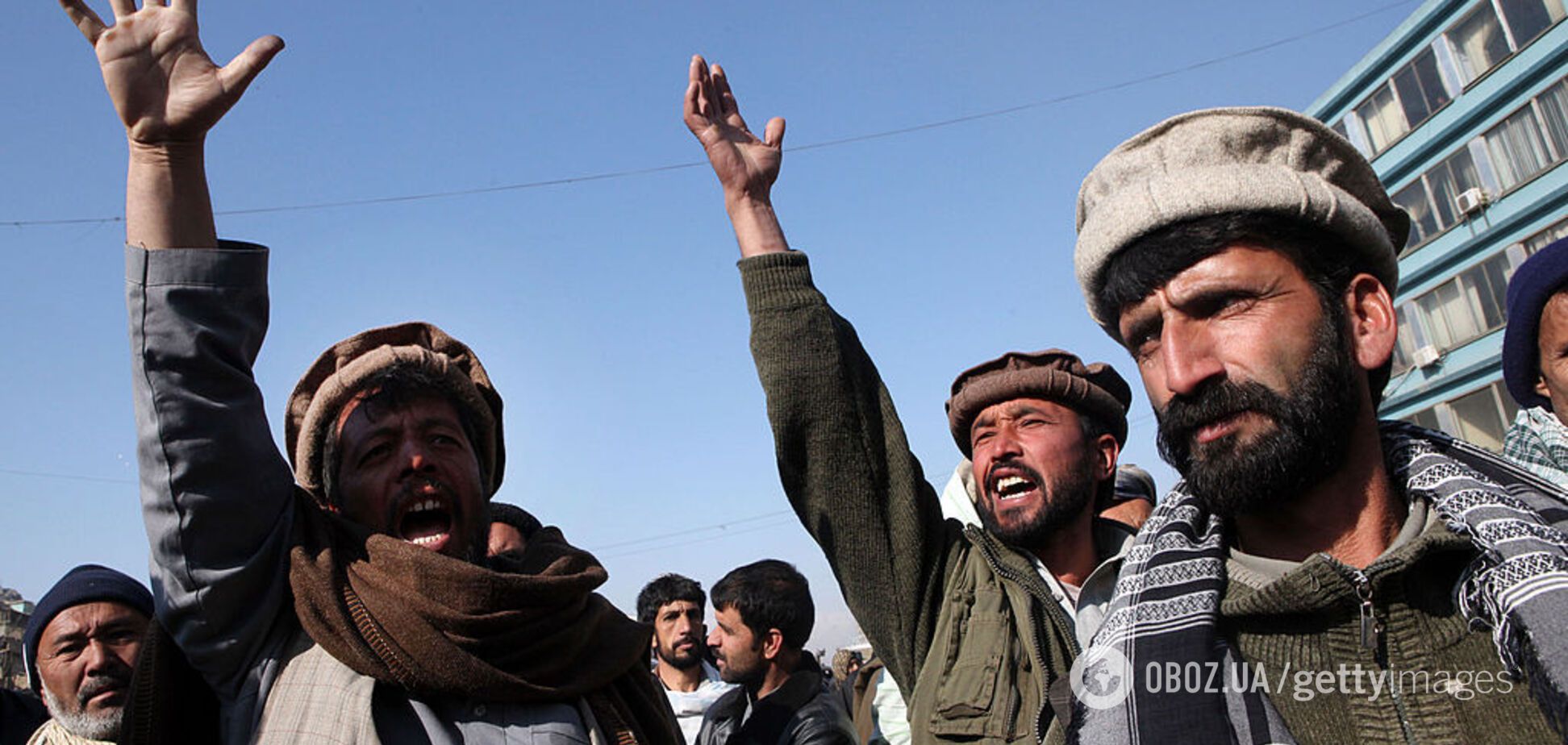 У Кабулі влаштували акцію протесту проти талібів: сотні людей вийшли на вулиці. Відео