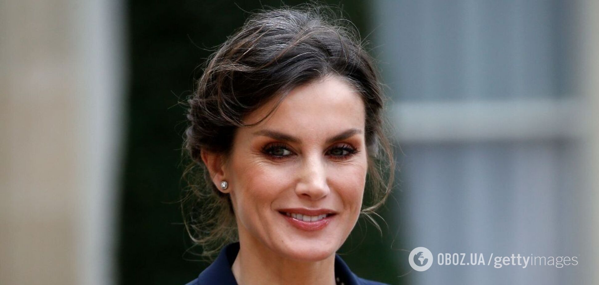 Королева Летиция показала изумительный деловой образ. Фото