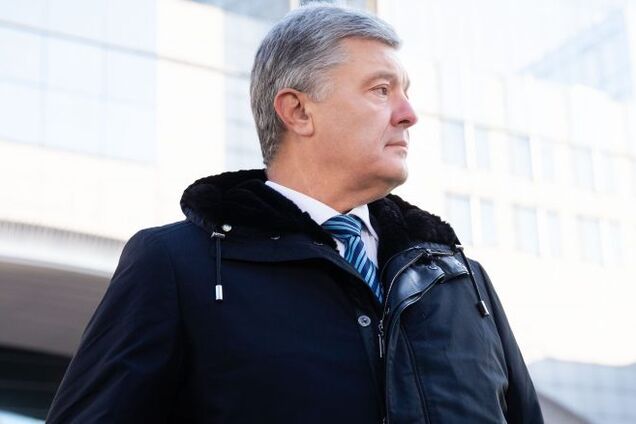 Петро Порошенко повернеться до України 17 січня.
