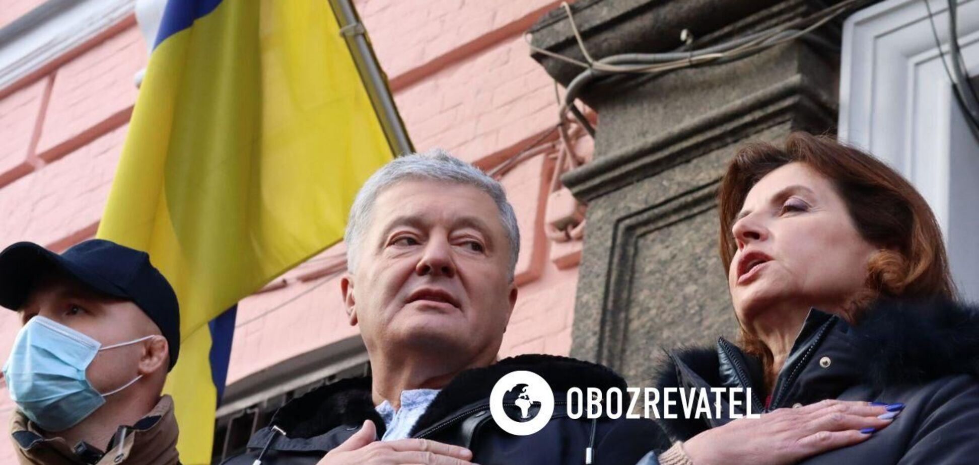 Суд відпустив Порошенка під особисте зобов'язання