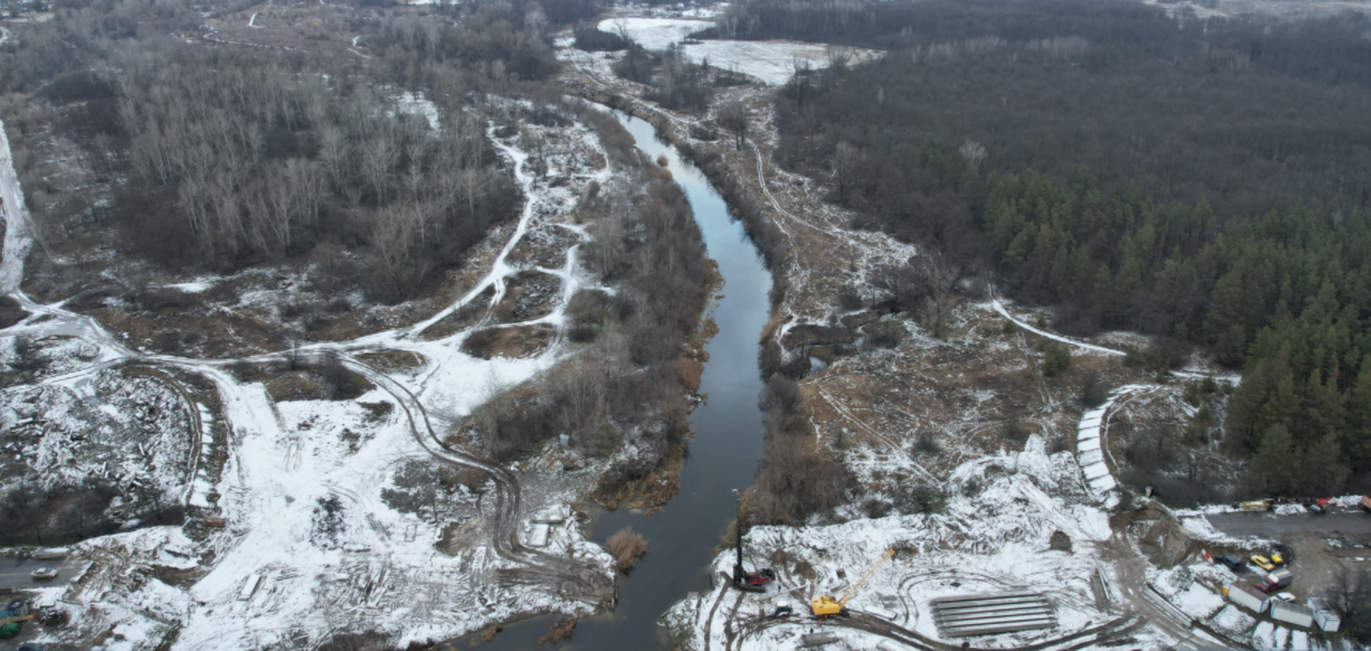 'Большая стройка' демонтировала аварийный мост на трассе Сумы-Полтава и возведет его заново