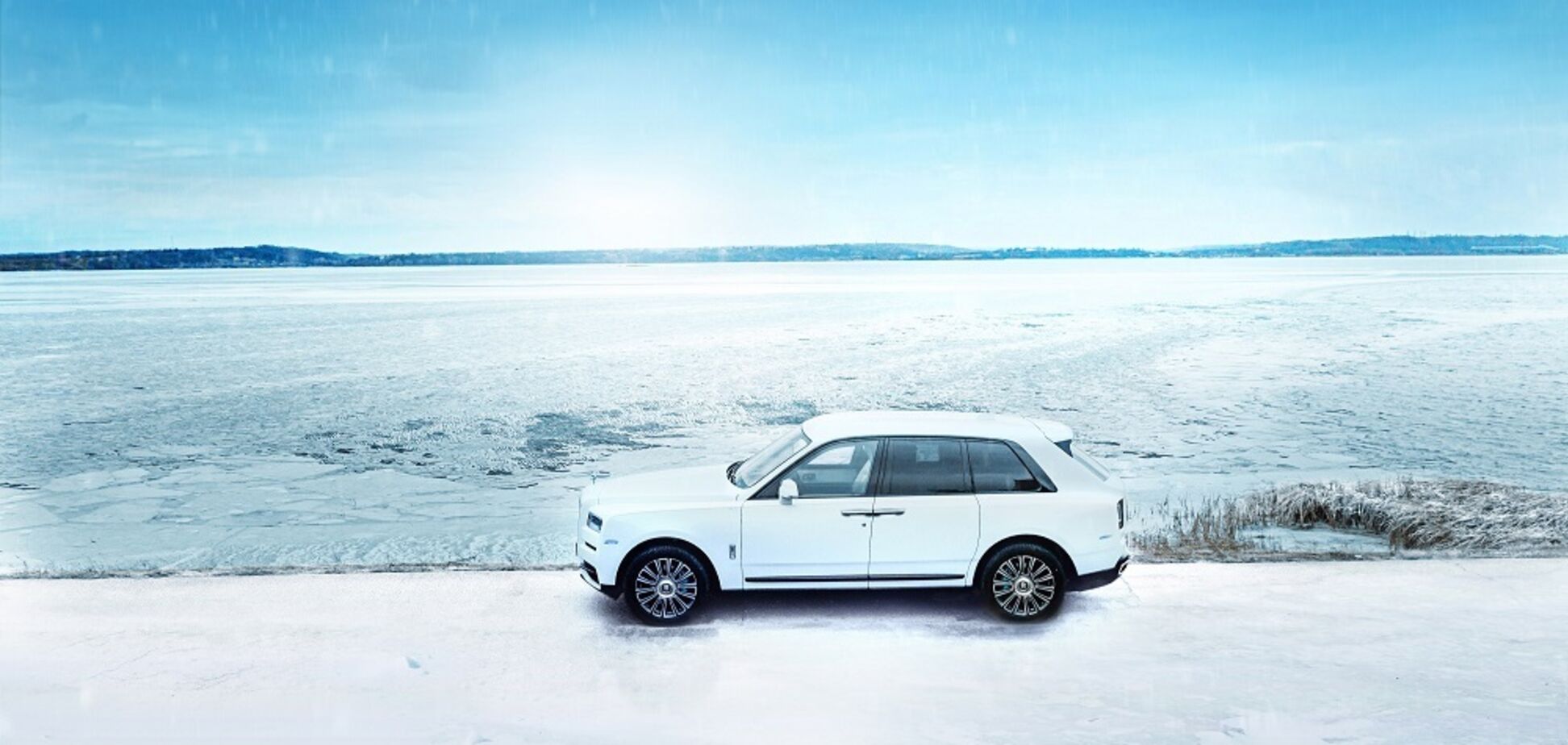 Rolls-Royce представил эксклюзивный Cullinan Frozen Lakes