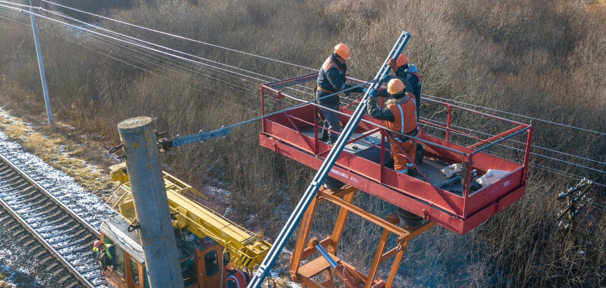 В Черкасской области 'Большая стройка' полностью электрифицирует железную дорогу для запуска скоростных поездов в Киев