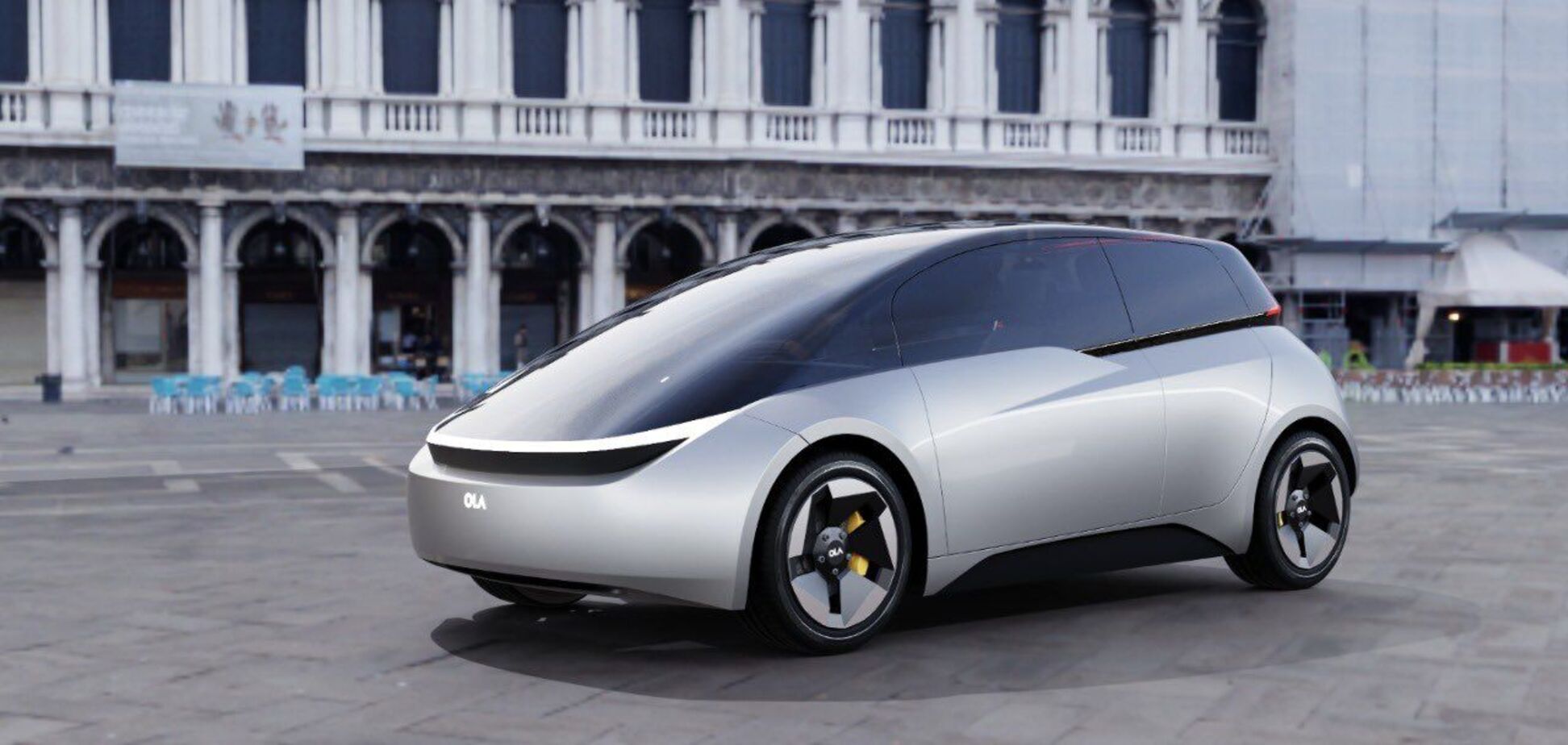 Индийский производитель е-скутеров показал электромобиль