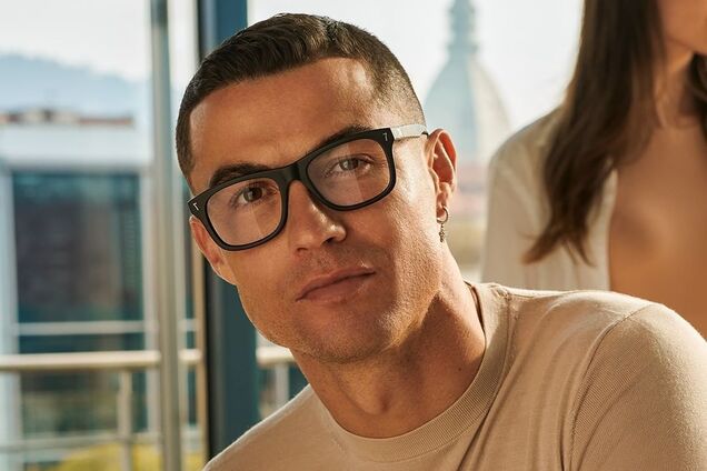 'Наслаждайтесь видом': Роналду похвастался отдыхом в Эмиратах