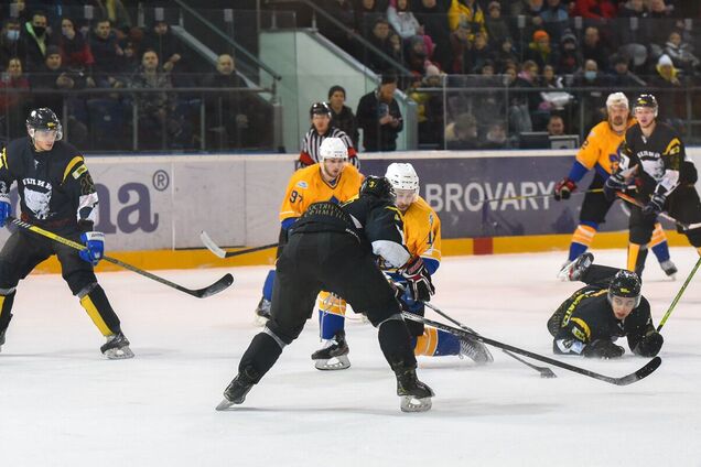 'Білий Барс' в овертаймі сенсаційно обіграв СК 'Сокіл'