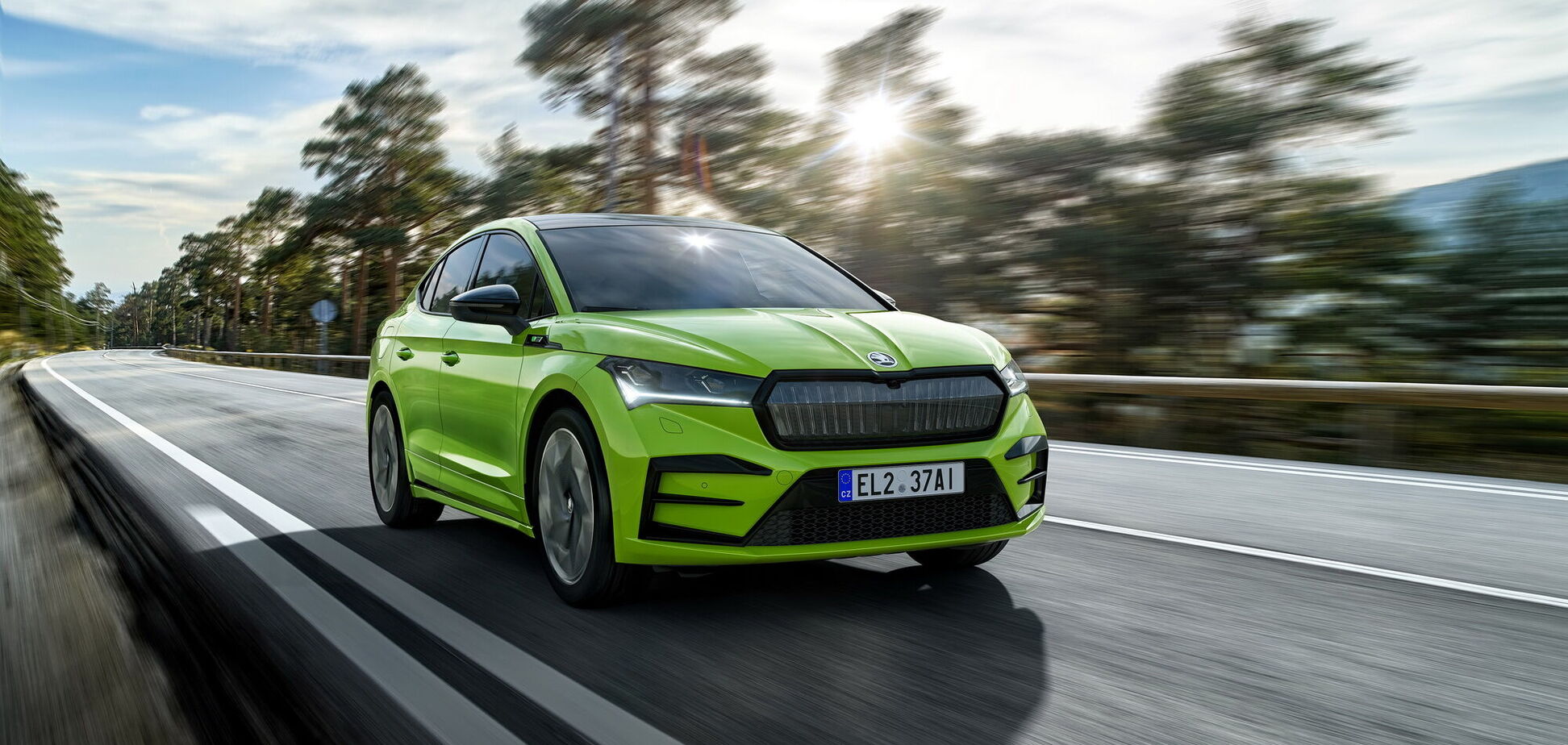 Skoda представила новый электрокросс Enyaq Coupe iV. Видео