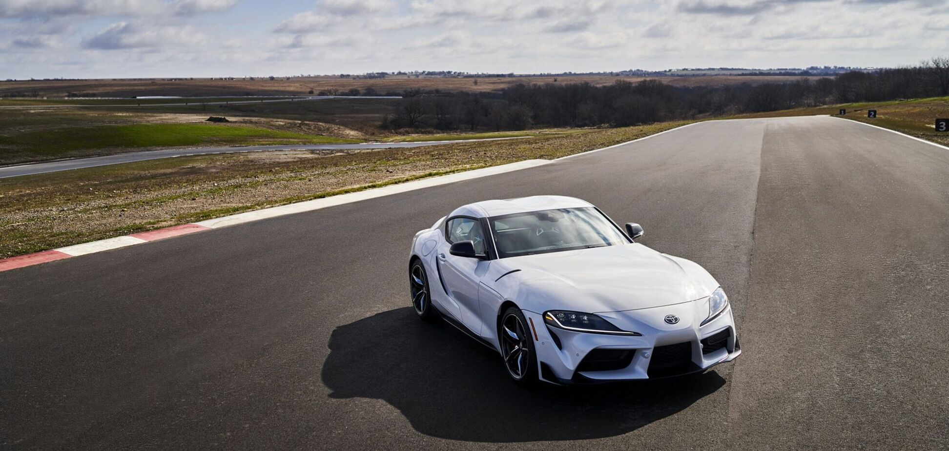 Toyota представила новинку в семействе GR Supra