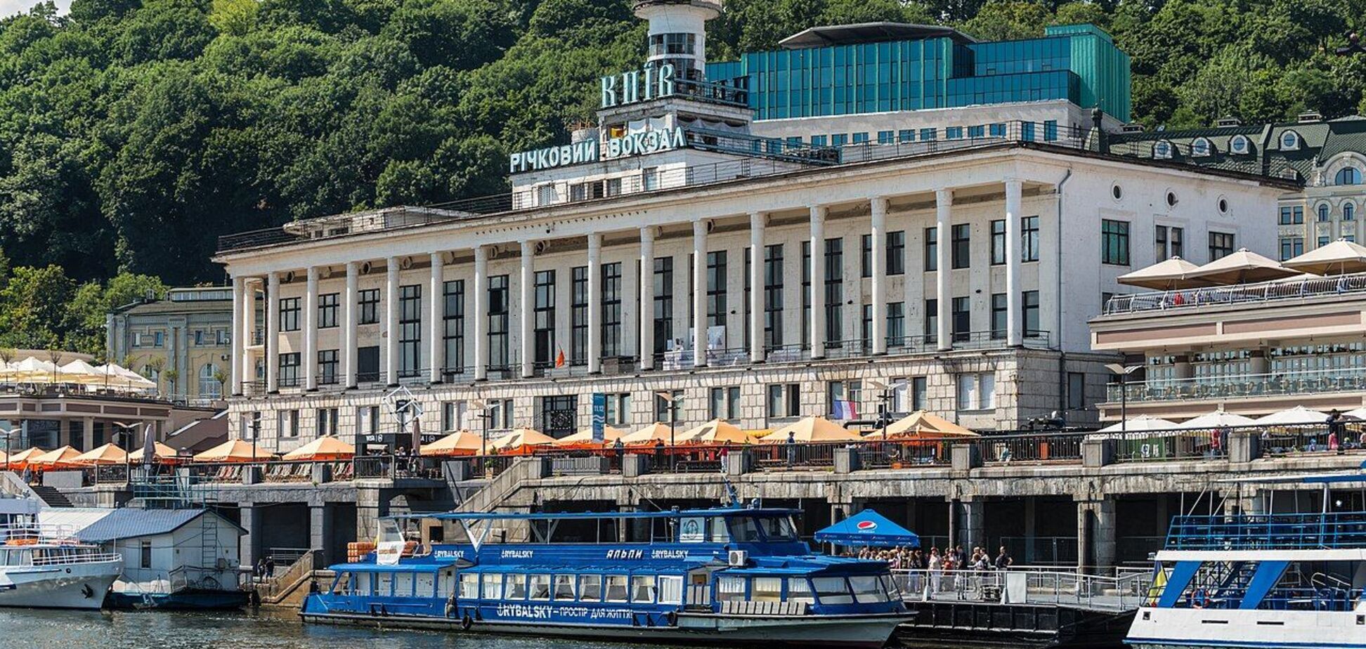 За более чем 110 лет здание вокзала изменилось