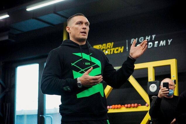 Усик привітав усіх із Різдвом