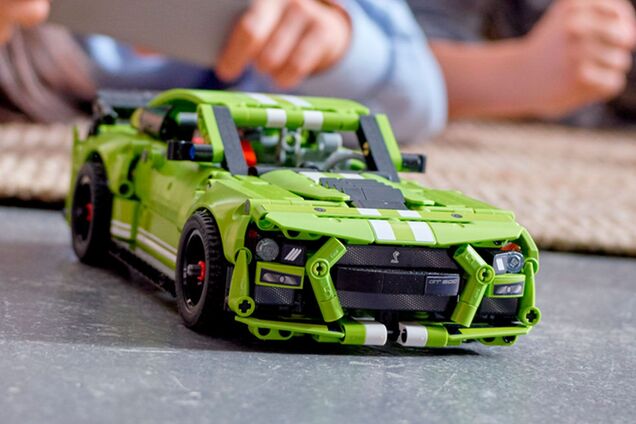 Lego подготовила свой вариант культового Mustang Shelby GT500