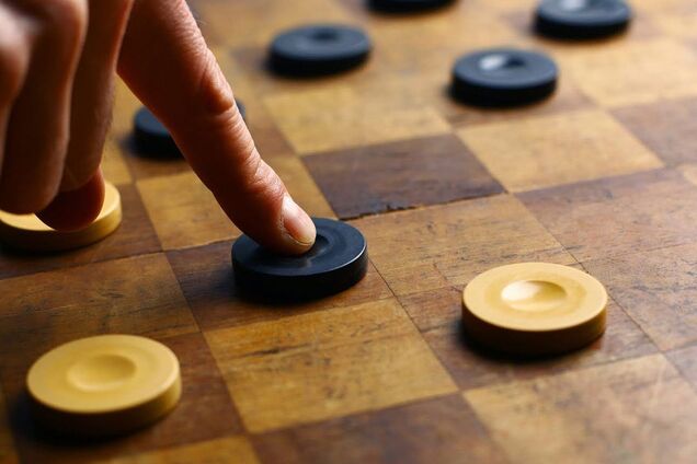 Почалася з Київської Русі: неймовірна історія найстарішої гри