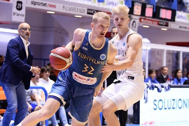 Будивельник