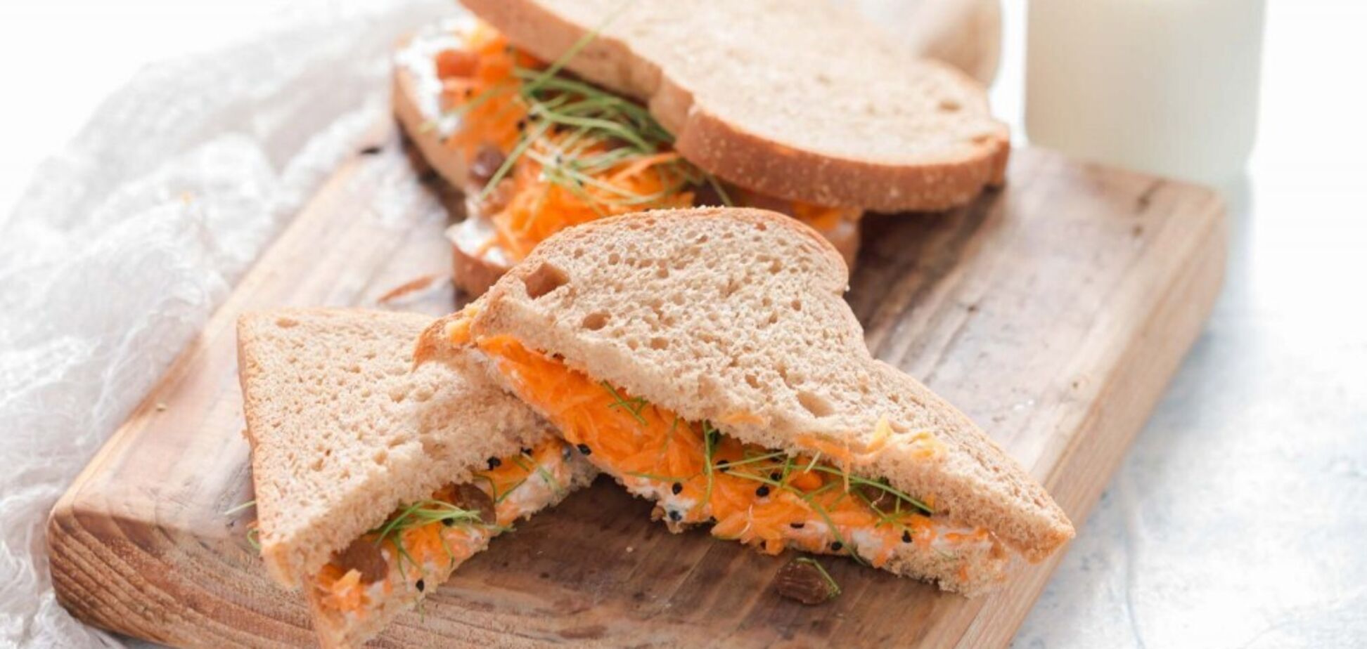 Быстрые бутерброды с морковью и сыром: рецепт бюджетной намазки