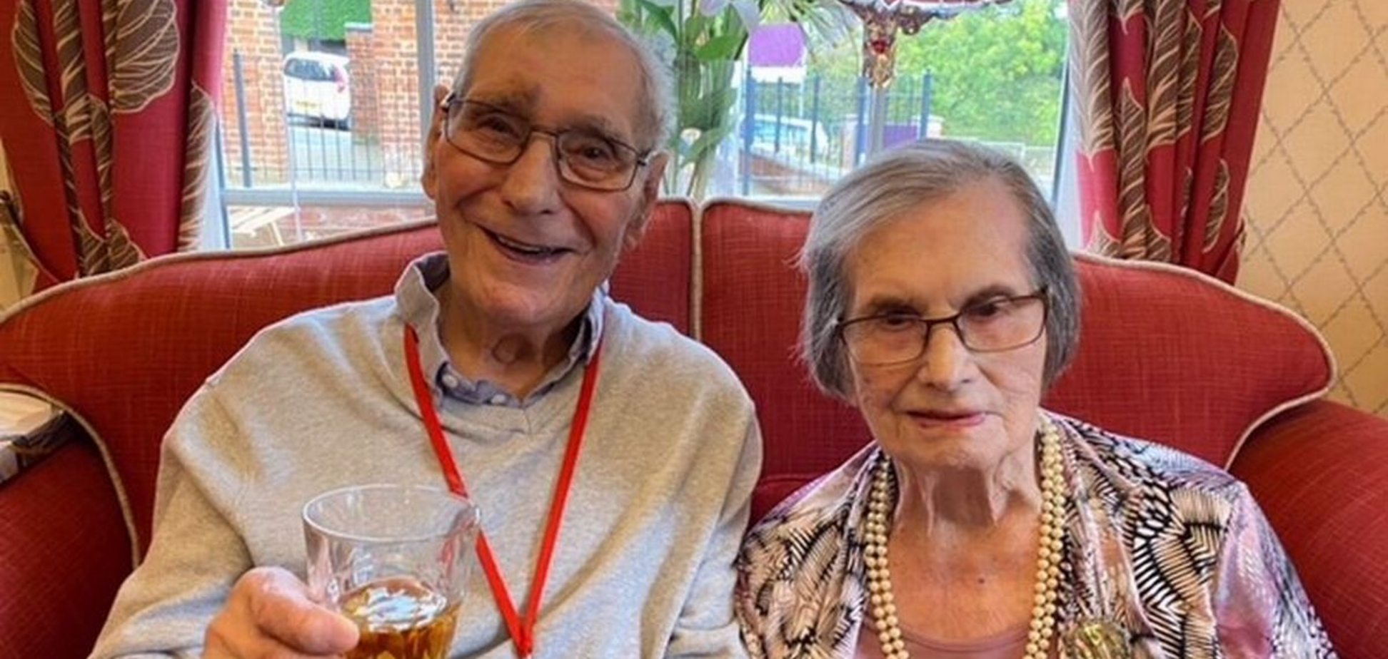 100-летняя пара назвала секрет счастья после 75 лет брака