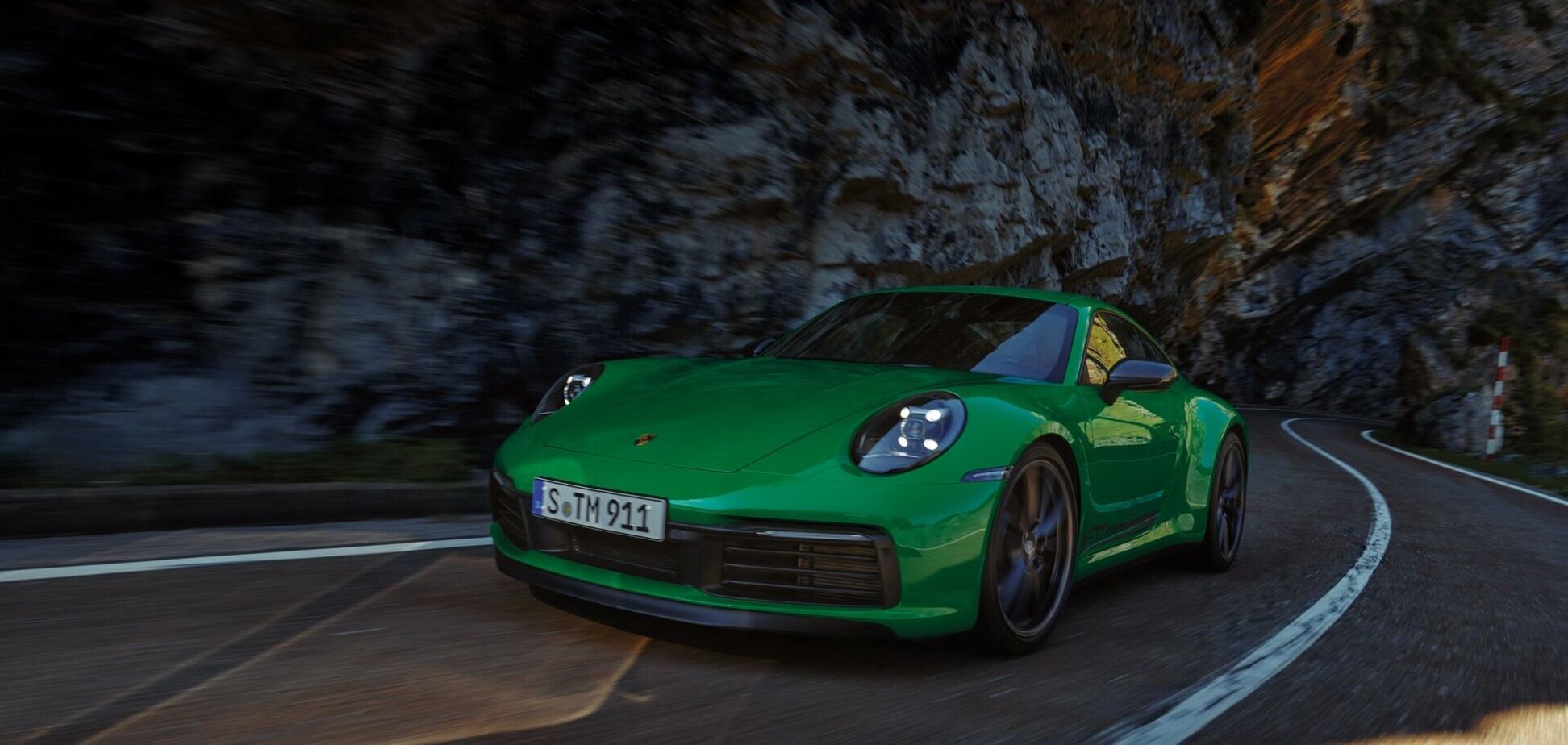 В семействе Porsche 911 появилась версия для пуристов