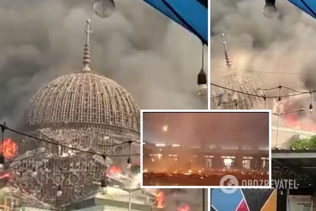 У Джакарті горить Мечеть Істікляль, яка є найбільшою у всій Південно-Східній Азії: вже завалився купол. Відео