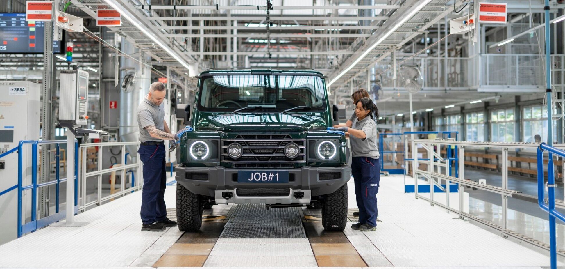 Первый Ineos Grenadier сошел с конвейера