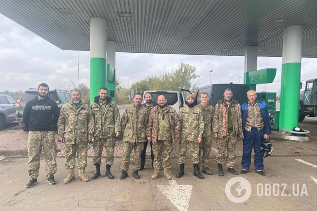 'Наші вдома': Україна провела черговий обмін полоненими. Фото