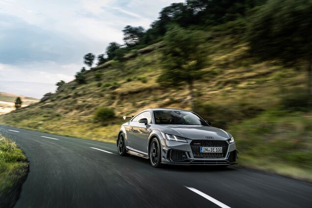 Audi выпустит эксклюзивную версию купе TT RS