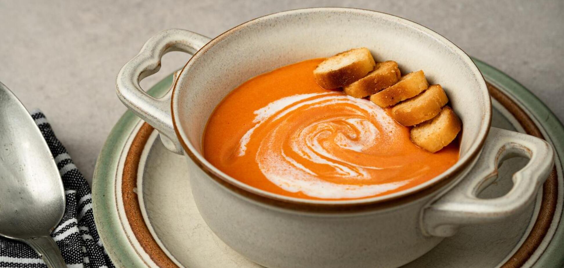 Осенний крем-суп из тыквы: имеет пряный вкус
