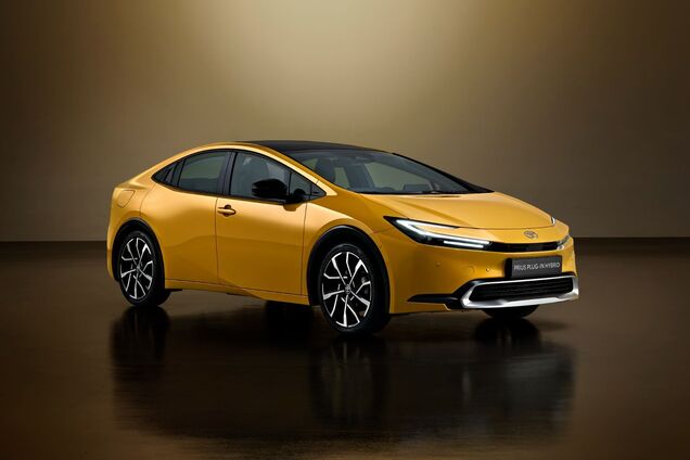 Toyota показала новое поколение гибрида Prius