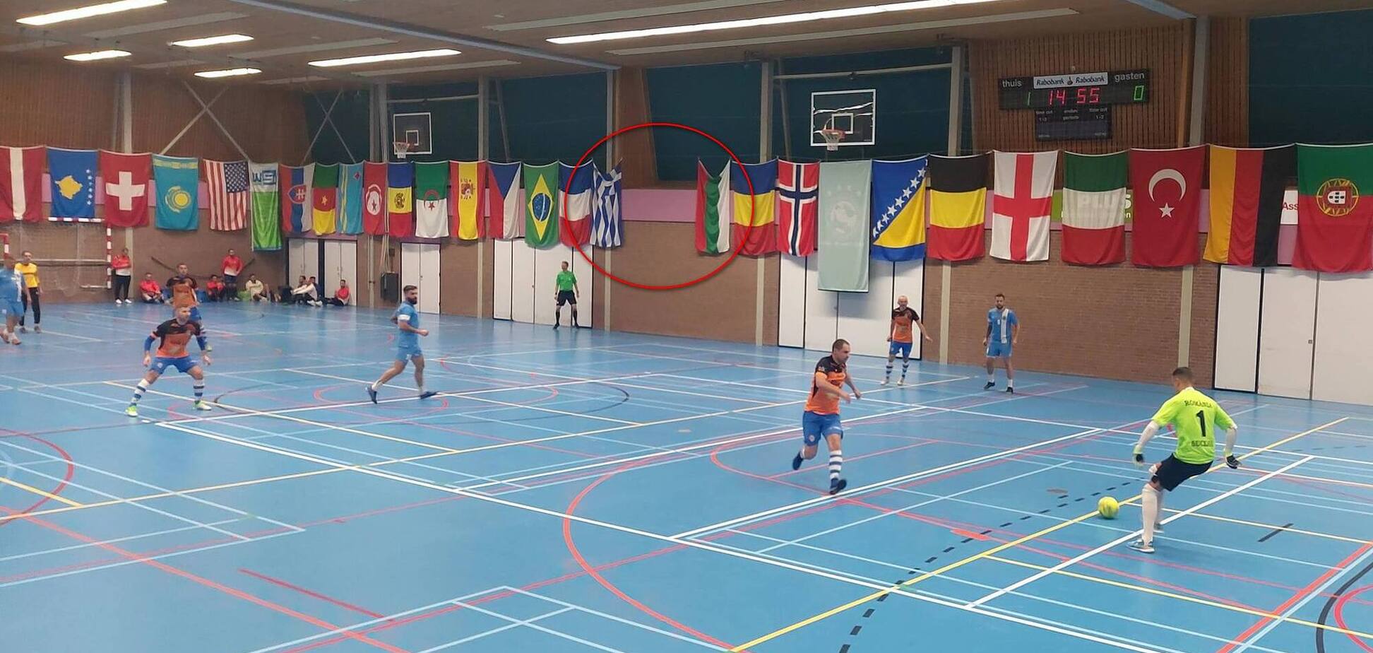 Прапор Росії зірвали на міжнародному турнірі у Нідерландах