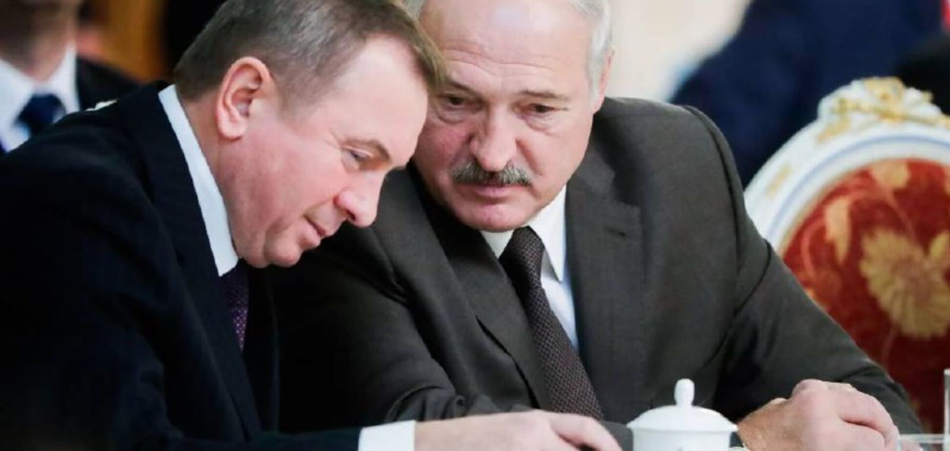 Отрава от российских 'братьев': убирать Лукашенко побоялись, заменив на  Макея