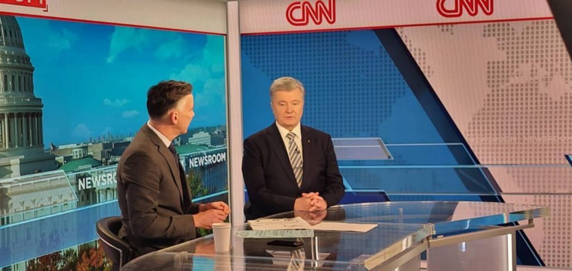 Порошенко в эфире CNN призвал дать ВСУ дальнобойное оружие