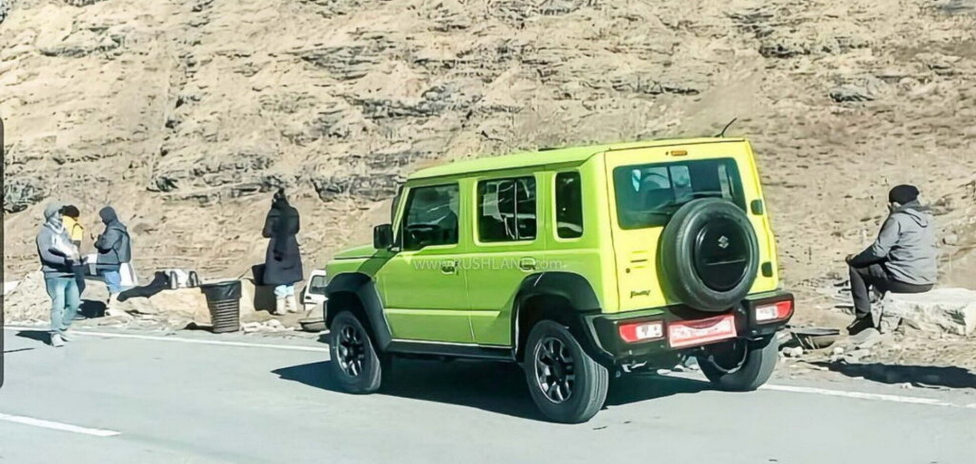 Suzuki Jimny получит 5-дверный кузов