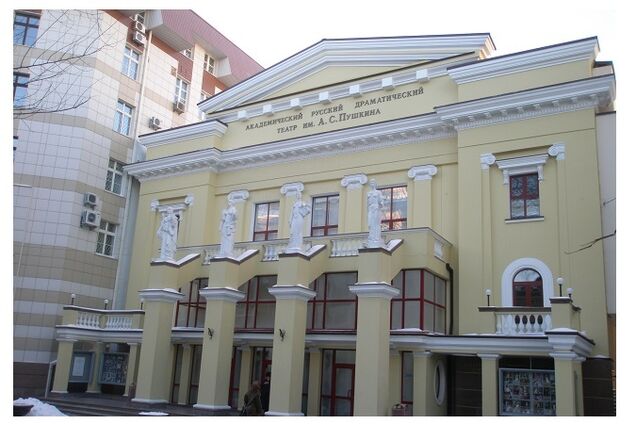 Перейменування Харківського театру. Кого дуримо?