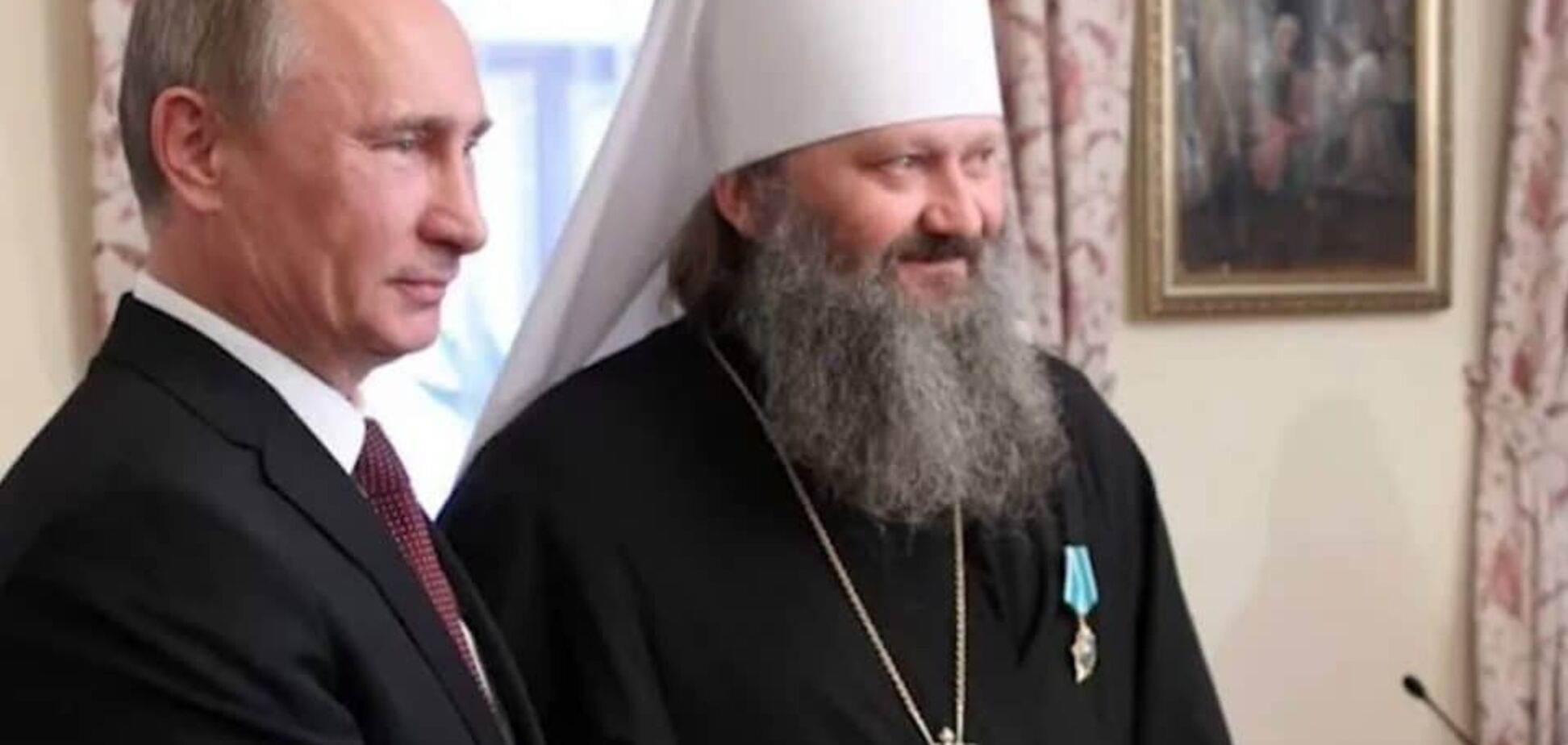 Як 'Паша-мерседес' 'русскій мір путіна-кіріла' в українській Києво-Печерській Лаврі обороняє
