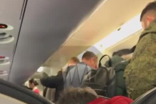 Россияне жалуются на задержки авиарейсов "на неопределенный срок ...