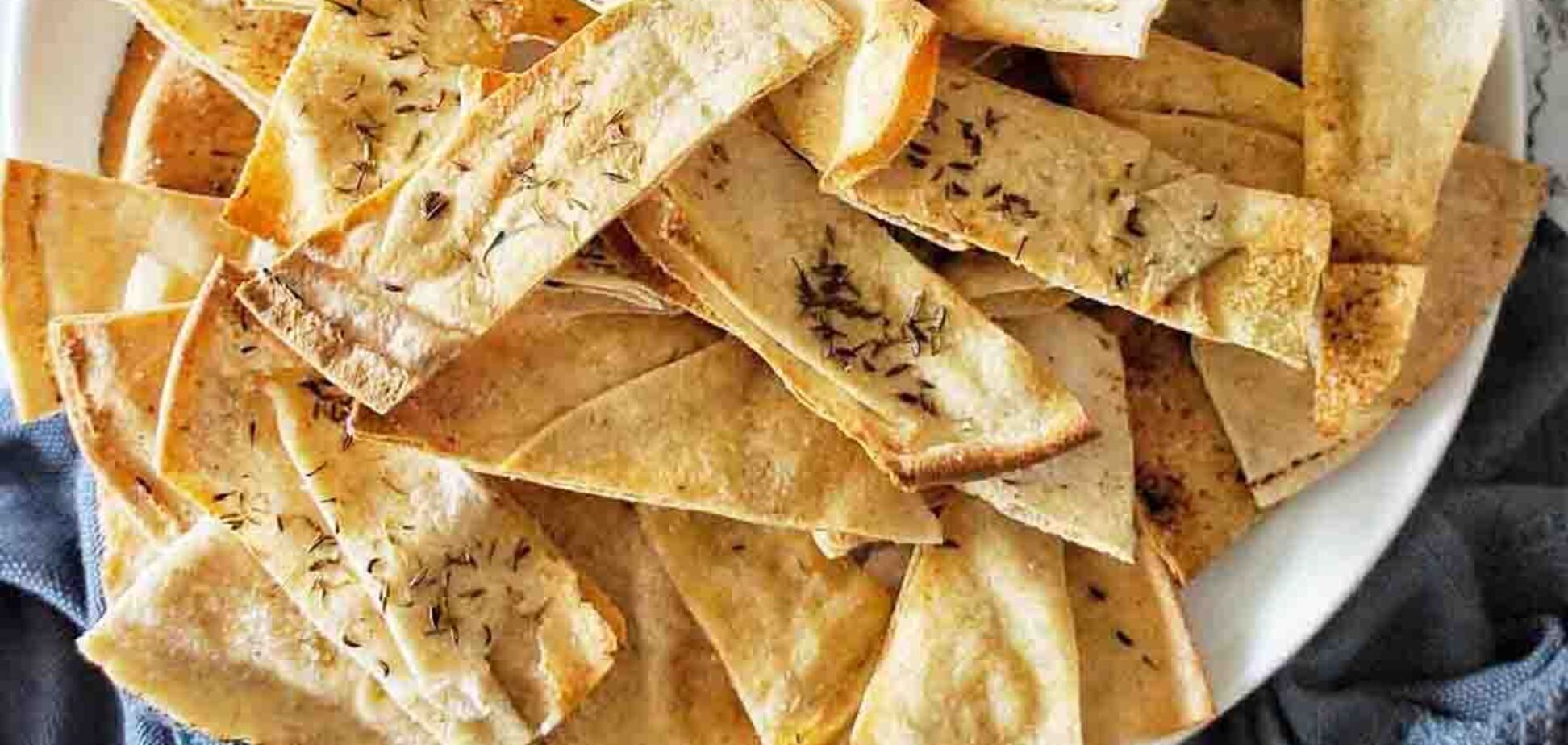 Быстрые домашние чипсы за 15 минут: готовятся из лаваша